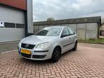 Volkswagen Polo 1.4 Grijs | Airco, Auto's, Voorwielaandrijving, 15 km/l, 74 pk, Bedrijf