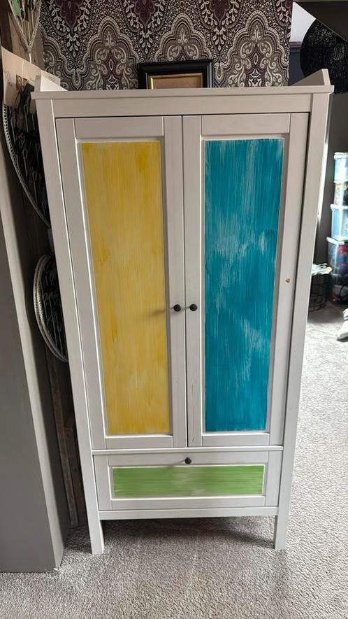 IKEA kast kinderkleding, Kinderen en Baby's, Kinderkamer | Commodes en Kasten, Gebruikt, Kast, 105 cm of meer, 75 tot 100 cm, 50 tot 70 cm