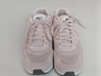 Nike Air Max 90 - Maat 35,5 - Lichtroze, Gebruikt, Meisje, Sportschoenen, Ophalen of Verzenden