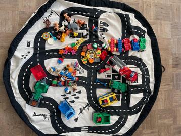 Grote set Lego Duplo-auto's, dieren, poppetjes & accessoires beschikbaar voor biedingen