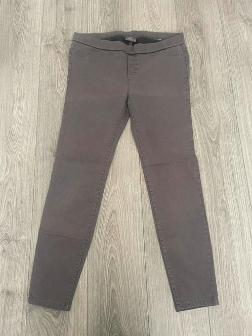 YESSICA stretch spijkerbroek met rekbare tailleband maat L, Kleding | Dames, Spijkerbroeken en Jeans, Zo goed als nieuw, W33 - W36 (confectie 42/44)