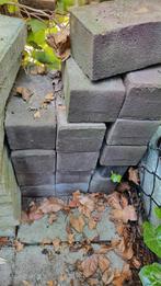 Gratis 14 stenen, 10 cm breed en 8 cm hoog., Ophalen, Zo goed als nieuw, Overige typen