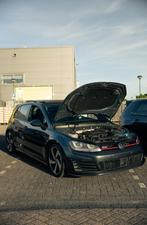 Volkswagen Golf 2.0 TSI 169KW 5D DSG BOMVOL KLEP STERREN., Auto's, Volkswagen, 65 €/maand, 4 cilinders, 1984 cc, Zwart