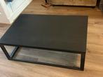 Tafel - Zwart hout op frame van staal - 2 stuks, Huis en Inrichting, Ophalen, 50 tot 100 cm, Zo goed als nieuw, Minder dan 50 cm