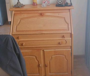 Hele mooie eikenhouten secretaire te kooo beschikbaar voor biedingen