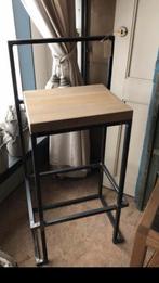 Industriële barkruk met eiken zitting - Maatwerk, Ophalen, Gebruikt, Met voetsteun, 60 tot 90 cm