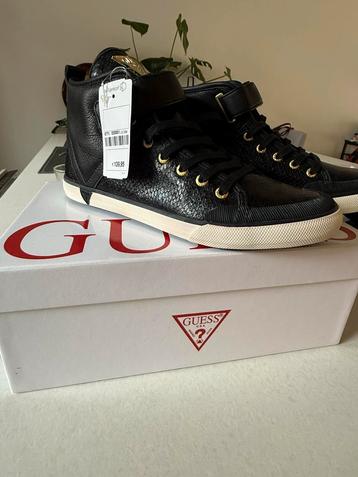 Guess Sneakers beschikbaar voor biedingen