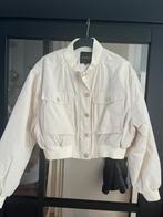 Nikkie Daxi bomber jack 40 pearl, Kleding | Dames, Jassen | Winter, Beige, Maat 42/44 (L), Ophalen of Verzenden, Zo goed als nieuw