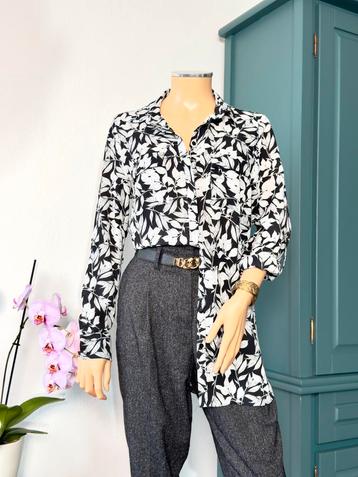 Lange blouse maat L - zwart - wit - bladeren beschikbaar voor biedingen