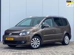 Volkswagen Touran 1.2 TSI Highline BlueMotion 7PERSOONS PANO, Voorwielaandrijving, Euro 5, 4 cilinders, Bruin