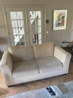 TK: beige 2 zitsbank (mooi; kijken!), Huis en Inrichting, Banken | Bankstellen, Ophalen, Gebruikt, 150 tot 200 cm, Tweepersoons