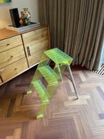 Kartell Upper design trap/stepladder (3 treden) - kleur GEEL, Doe-het-zelf en Verbouw, Ladders en Trappen, Ophalen, Trap, Zo goed als nieuw