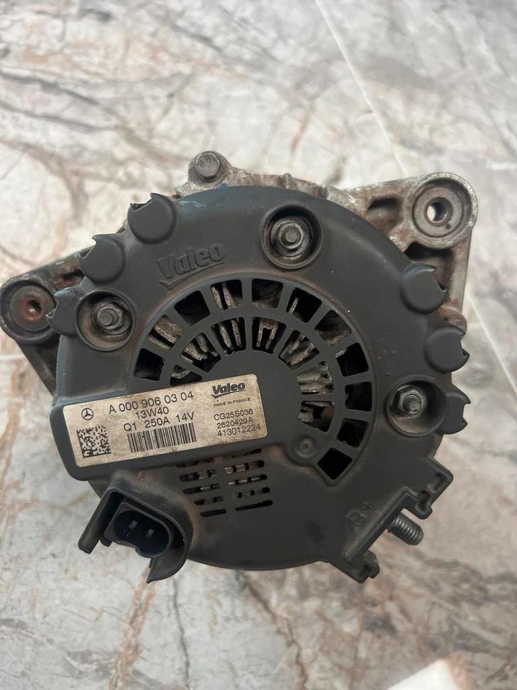 Mercedes S500 Dynamo - 2014 - 226000km, Auto-onderdelen, Elektronica en Kabels, Mercedes-Benz, Gebruikt, Ophalen of Verzenden