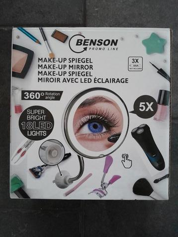 Make-up spiegel ~ make up ~ met licht ~ vergrootglas  beschikbaar voor biedingen