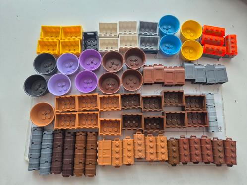 Lego kist schatkist  mand ton onderdelen city friends, Kinderen en Baby's, Speelgoed | Duplo en Lego, Zo goed als nieuw, Ophalen of Verzenden
