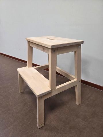 IKEA BEKVAM opstapje krukje blank hout beschikbaar voor biedingen