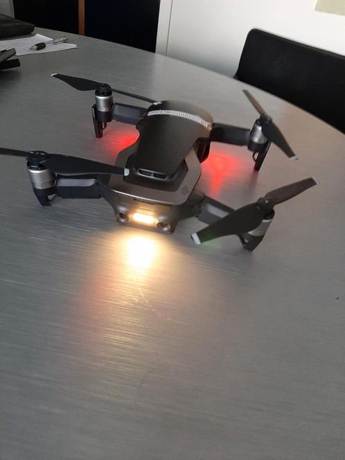 Mavic air Combo met veel extra's,, Audio, Tv en Foto, Drones, Zo goed als nieuw, Ophalen of Verzenden