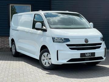 VW Transporter T7 Style pakket Nieuwste model 150pk BPM vrij beschikbaar voor biedingen