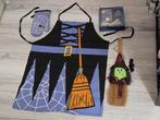 Heksen Outfit Set - Schort, Want, Bezem, Ophalen of Verzenden, Gebruikt, Jongen of Meisje
