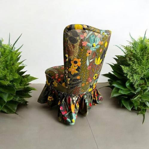 Vintge gebloemde cocktailstoel / eenzit / fauteuil, Antiek en Kunst, Antiek | Boeken en Bijbels, Ophalen