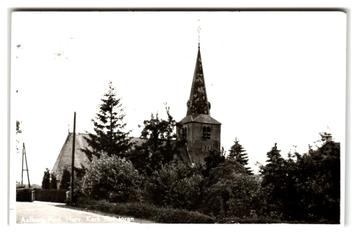 Aalburg, (Wijk en Aalburg) Ned. Herv. Kerk met toren beschikbaar voor biedingen