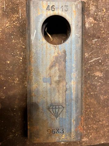 Cyclomesjes 96x3 beschikbaar voor biedingen