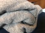 Muskhane cashmere wol wollen cape grijs gebreid capuchon, Ophalen of Verzenden, Zo goed als nieuw, Nvt, Sjaal