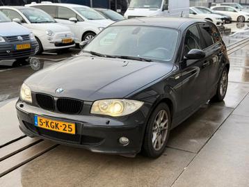 BMW 120I AUT 2006 Zwart  beschikbaar voor biedingen