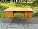 Vintage bureau, Huis en Inrichting, Bureaus, Gebruikt, Ophalen