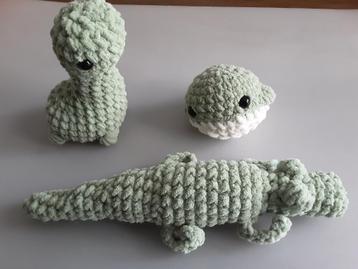 Pluche knuffel dinosaurus,  Walvis en krokodil beschikbaar voor biedingen
