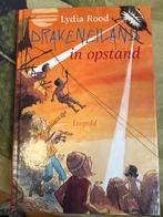 Drakeneiland in opstand - Lydia Rood, Ophalen of Verzenden, Zo goed als nieuw, Fictie algemeen