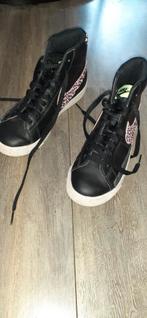 Nike maat 36,5, Ophalen of Verzenden, Zo goed als nieuw, Sneakers of Gympen