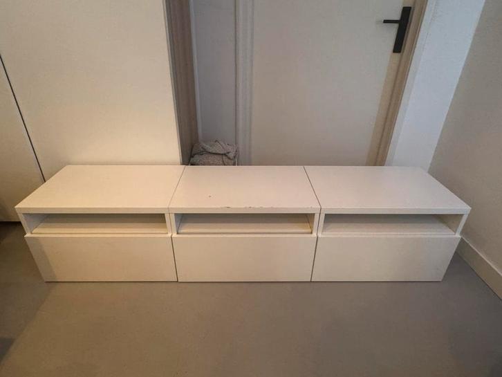 IKEA Besta TV Meubel - 3 kasten wit, Huis en Inrichting, Kasten | Dressoirs, Gebruikt, 150 tot 200 cm, 25 tot 50 cm, Met plank(en)