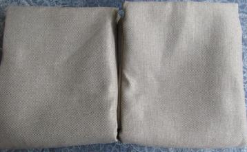  	 restant gordijnstof beige - 2 x 70 x 140 cm  beschikbaar voor biedingen