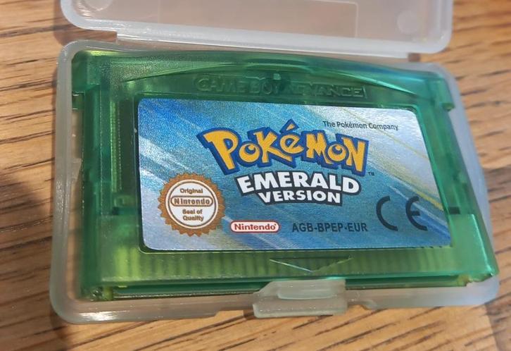 Pokemon Emerald gba, Spelcomputers en Games, Games | Nintendo Game Boy, Zo goed als nieuw, Overige genres, 1 speler, Vanaf 3 jaar