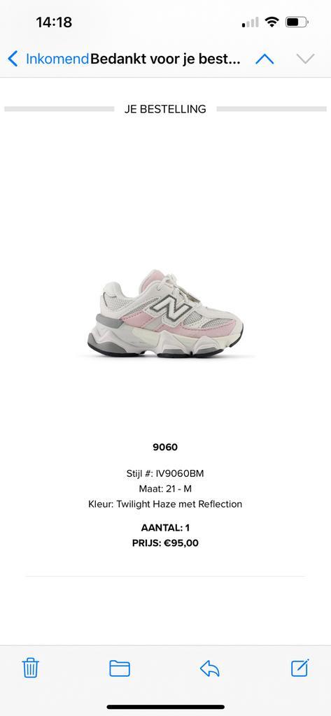 New balance 9060 maat 21, Kinderen en Baby's, Kinderkleding | Schoenen en Sokken, Nieuw, Ophalen of Verzenden
