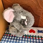 Olifant knuffel met kind Villa Joep Happy Horse 28 cm, Kinderen en Baby's, Speelgoed | Knuffels en Pluche, Ophalen of Verzenden