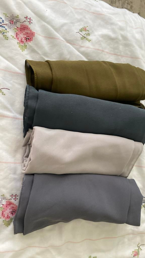Hoofddoek, Ophalen of Verzenden, Zo goed als nieuw, Vierkant