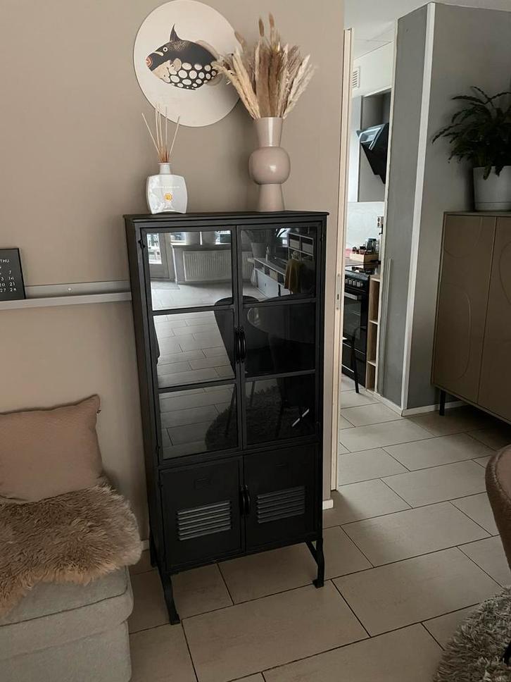 Industriële Zwarte Vitrinekast Metaal, Huis en Inrichting, Kasten | Vitrinekasten, Gebruikt, 100 tot 150 cm, 50 tot 100 cm, 25 tot 50 cm