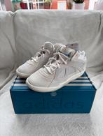 adidas Badbo 1.0 Schoenen (37 1/3) (adidas x Bad Bunny), Beige, Nieuw, Ophalen of Verzenden, Sneakers of Gympen