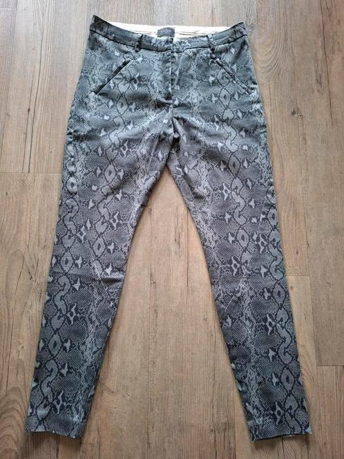 dames broek slangenprint van FIVEUNITS maat 28, Kleding | Dames, Broeken en Pantalons, Zo goed als nieuw, Zwart, Lang, Ophalen of Verzenden