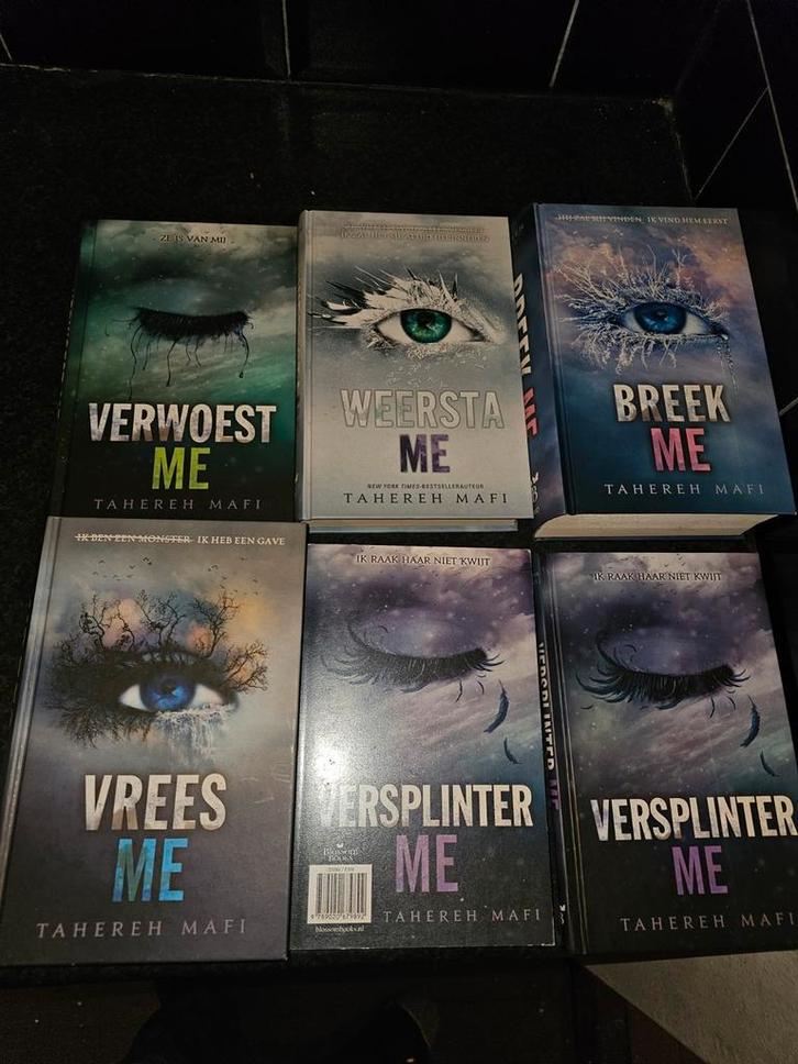 Tahereh Mafi - Shatter Me Serie (6 Boeken), Boeken, Fantasy, Gelezen, Ophalen of Verzenden