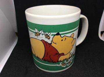 Staffordshire Tablewear beker. Winnie the Pooh