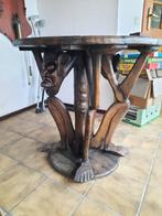 Afrikaanse tafel met krantenbak, Ophalen, Gebruikt