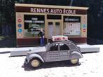 Citroen 2CV Rijschool Rennes met straatdecor Altaya 1:43, Ophalen of Verzenden, Nieuw, Auto, Overige merken