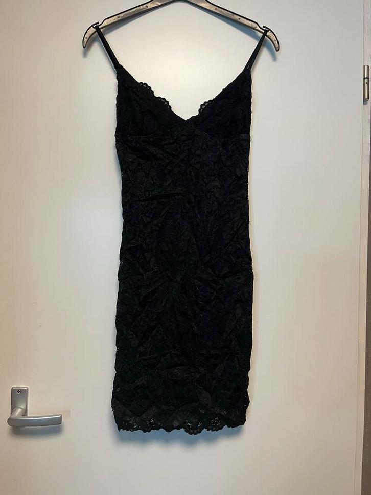 Nieuw kanten jurkje - maat XS, Kleding | Dames, Jurken, Nieuw, Maat 34 (XS) of kleiner, Zwart, Boven de knie, Ophalen of Verzenden