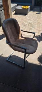 Eetkamer stoelen 2 stuks, Huis en Inrichting, Fauteuils, Ophalen, Zo goed als nieuw, Minder dan 75 cm