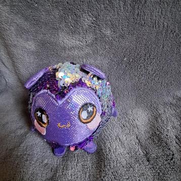 squeezy knuffeltje met omkeerbare pailletten beschikbaar voor biedingen