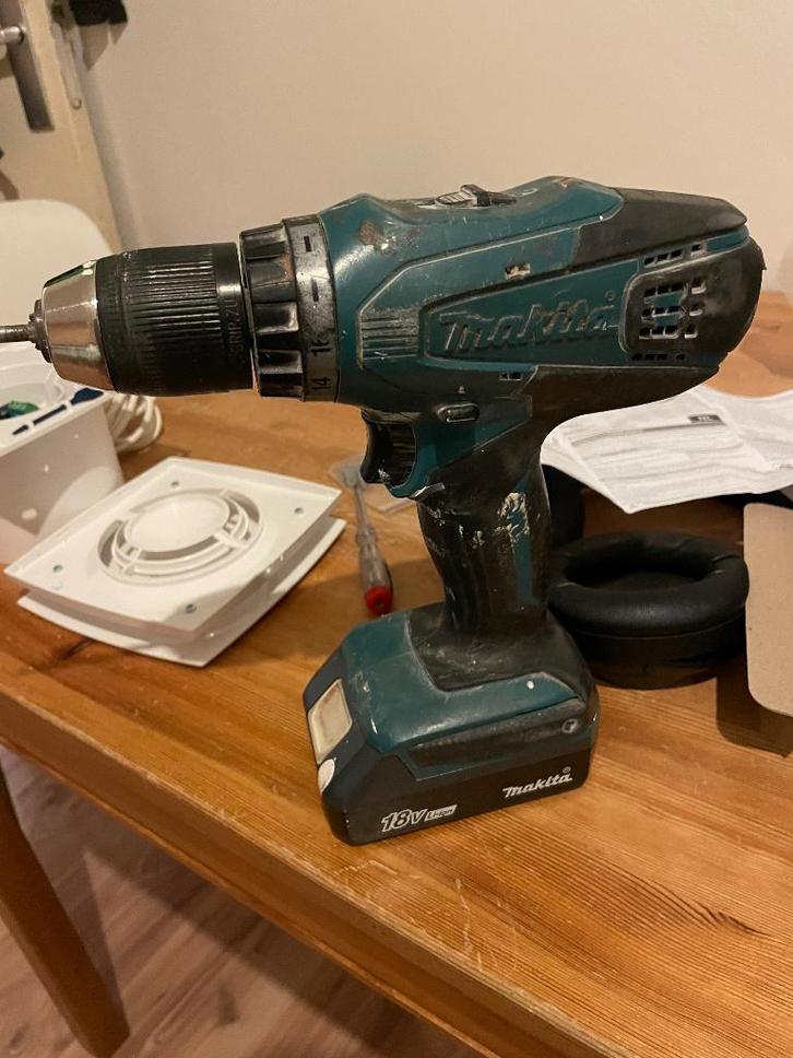 Goedwerkende Makita accuboor zonder lader, Doe-het-zelf en Verbouw, Gereedschap | Boormachines, Gebruikt, Boor- en Schroefmachine