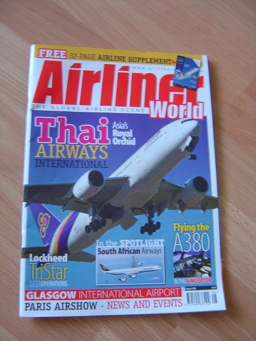 Airliner World aug 2009 + poster Sukhoi super jet, Boeken, Tijdschriften en Kranten, Zo goed als nieuw, Ophalen of Verzenden